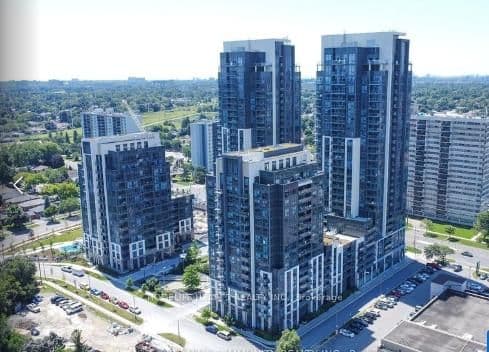 #822 - 20 Meadowglen Place E
