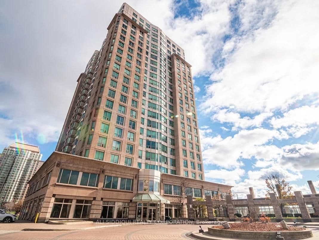 #1513 - 8 Lee Centre Drive