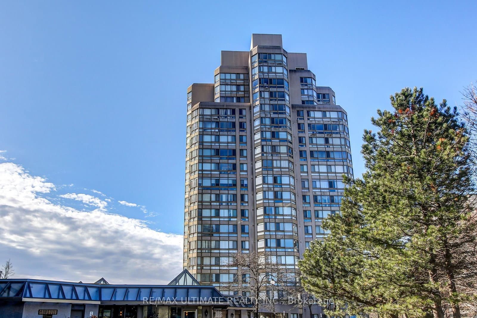 #1205B - 3231 Eglinton Avenue E