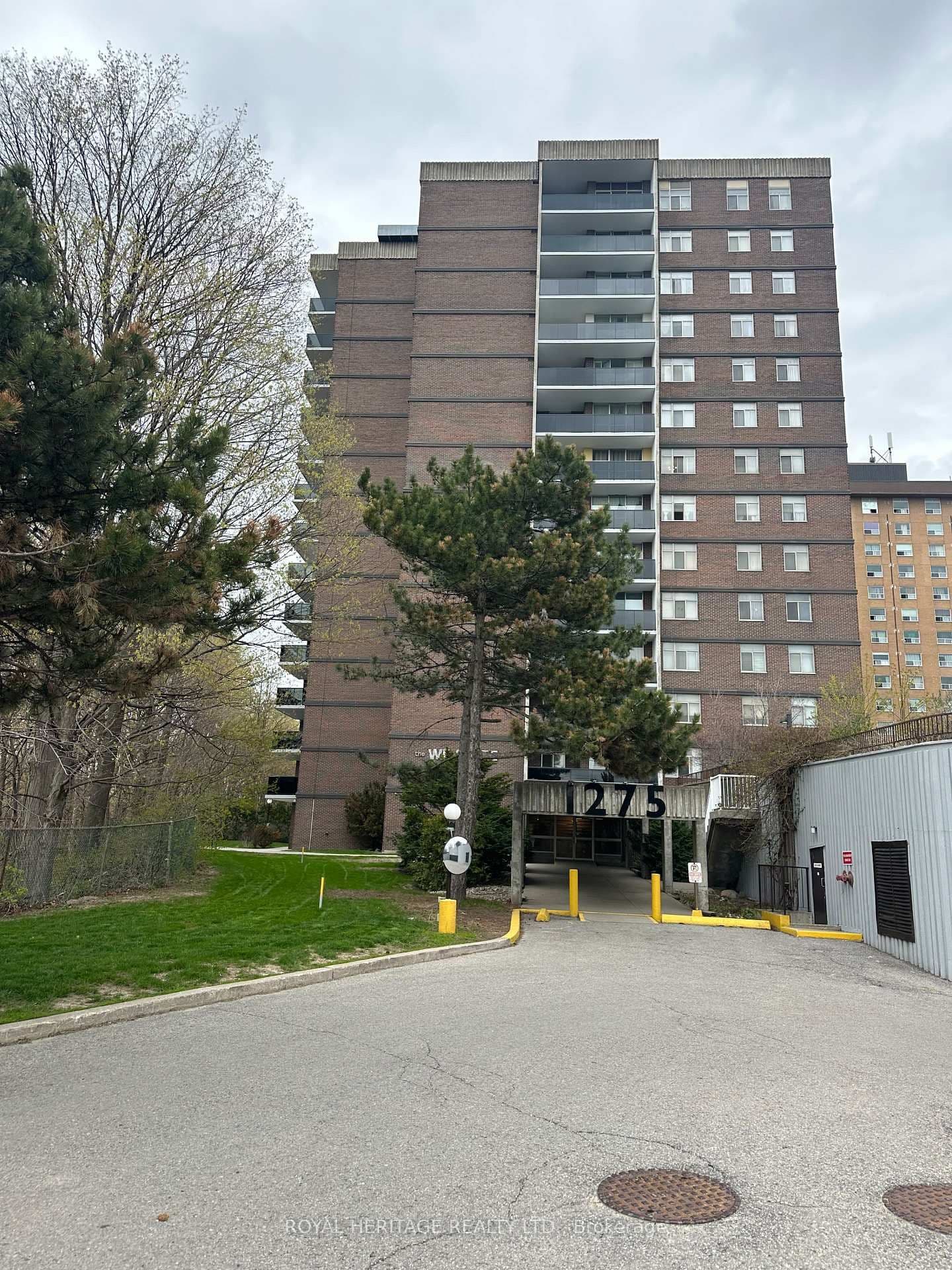 #1502 - 1275 Markham Road E