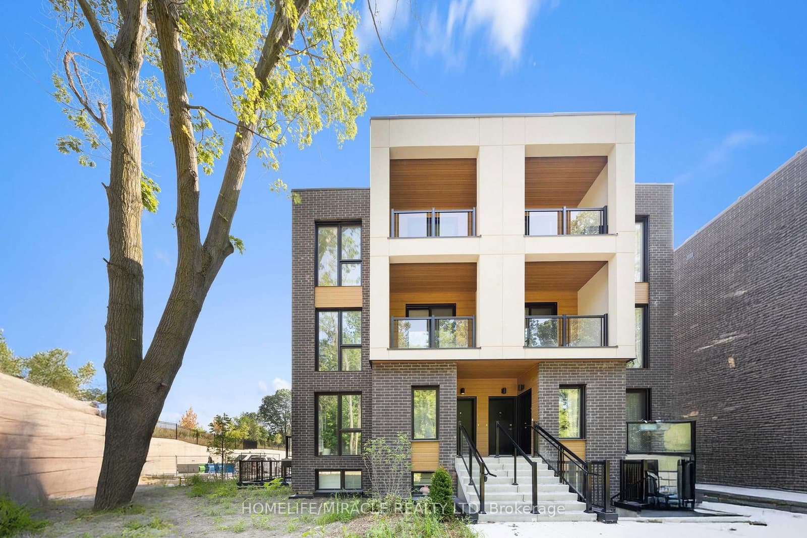 174 Clonmore Drive, Unit 9