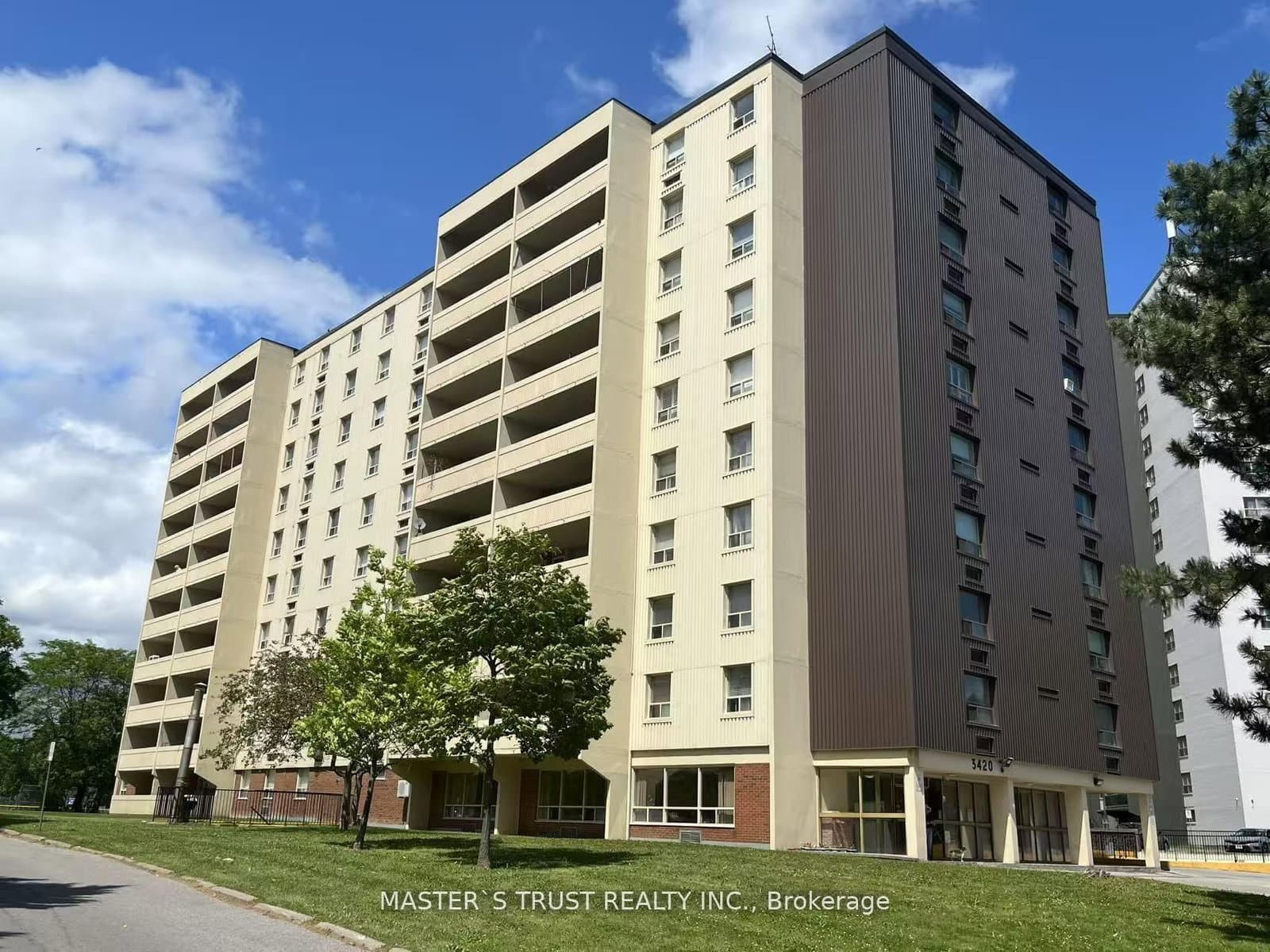 #903 - 3420 Eglinton Avenue E