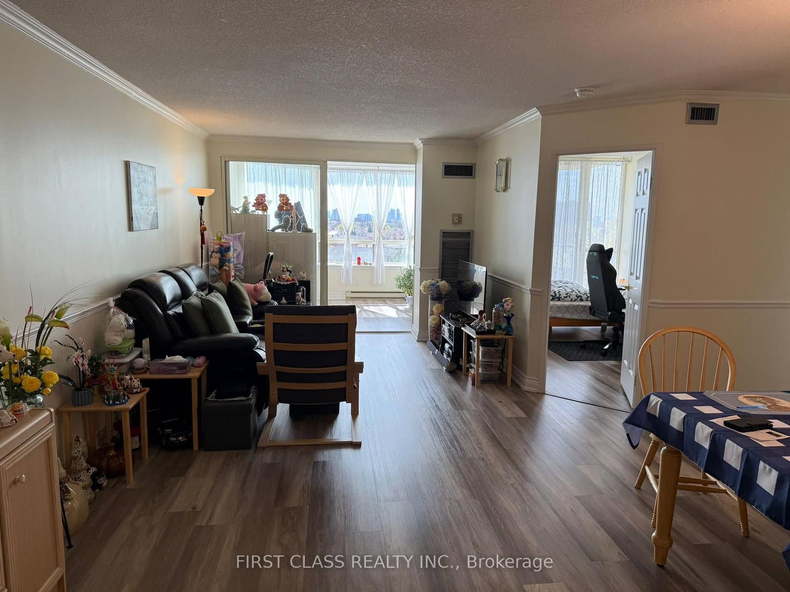 #708 - 175 Bamburgh Circle