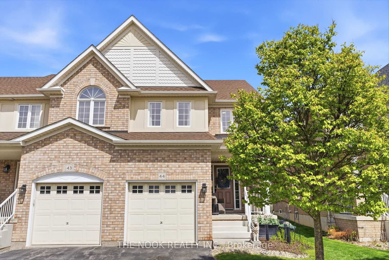 460 Woodmount Drive, Unit 44
