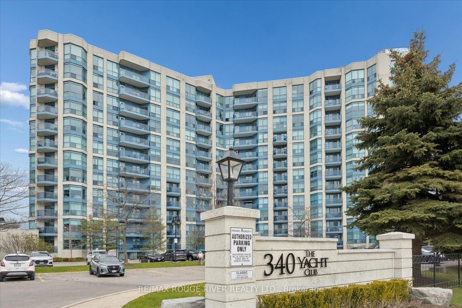 #305 - 340 Watson Street W