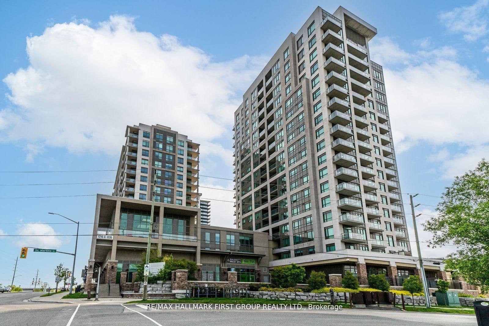 #1304 - 1215 Bayly Street
