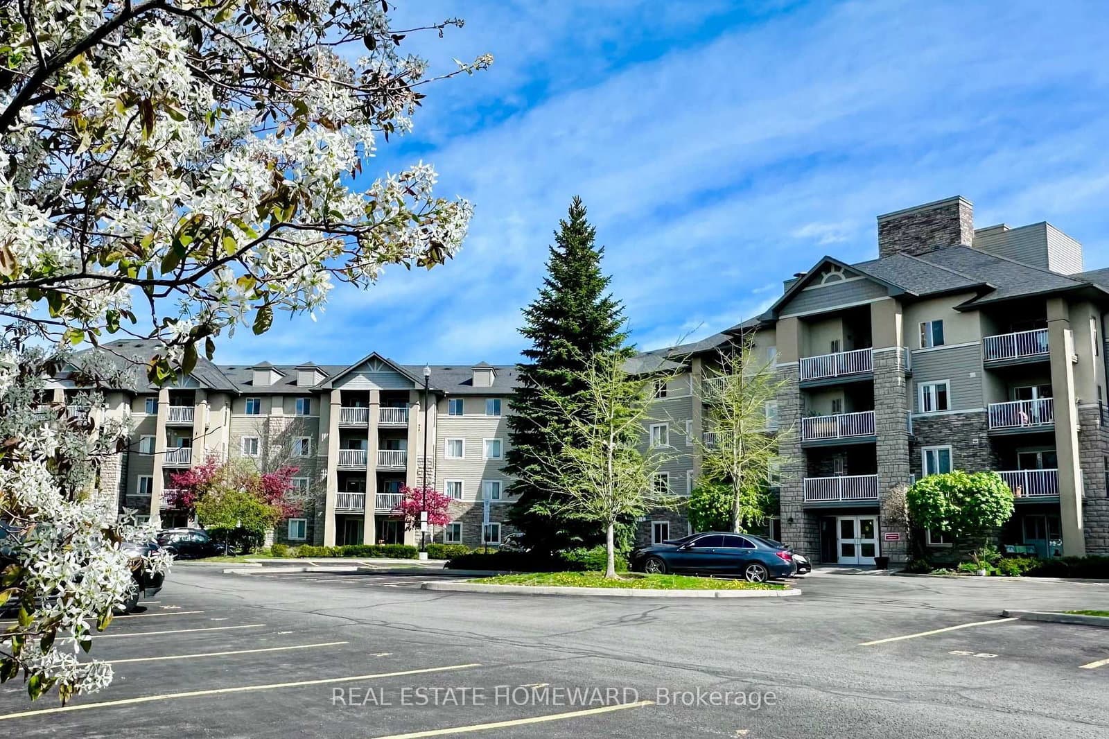 #416 - 684 Warden Avenue