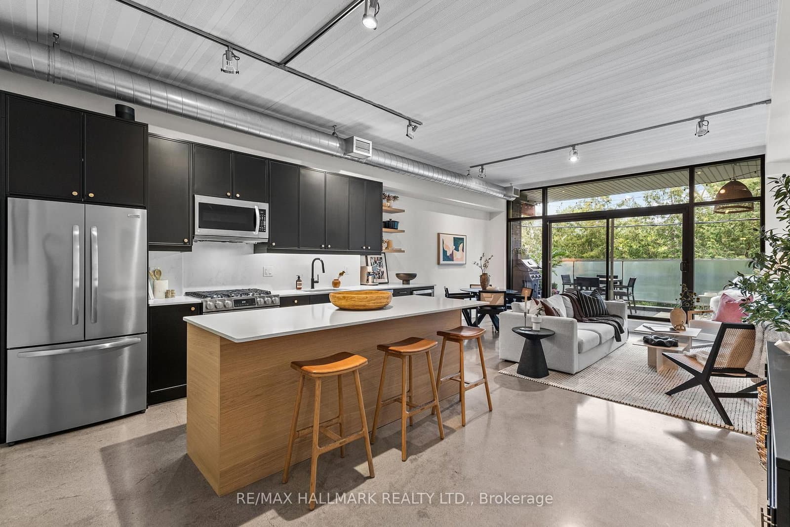 #202 - 747 Queen Street E