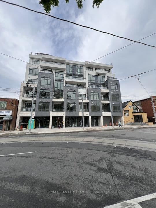 800 Broadview Avenue, Unit 402