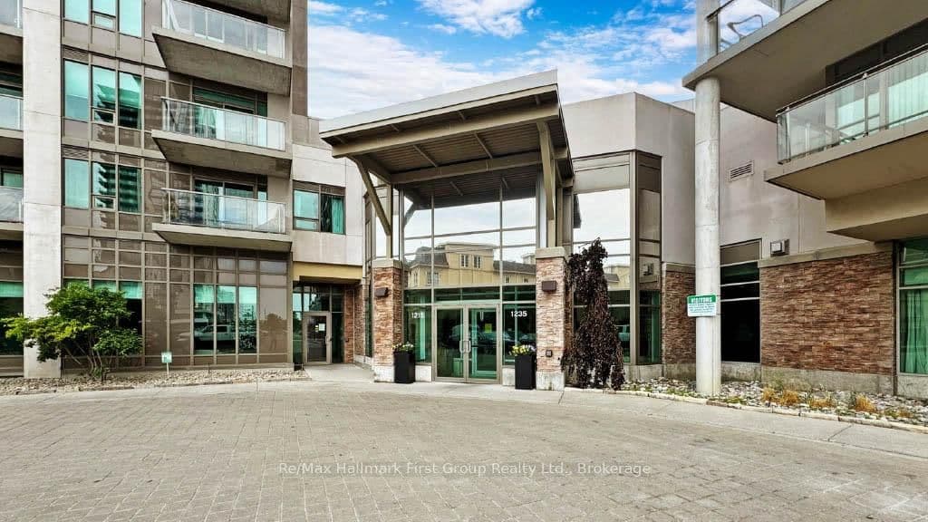 #103 - 1215 Bayly Street