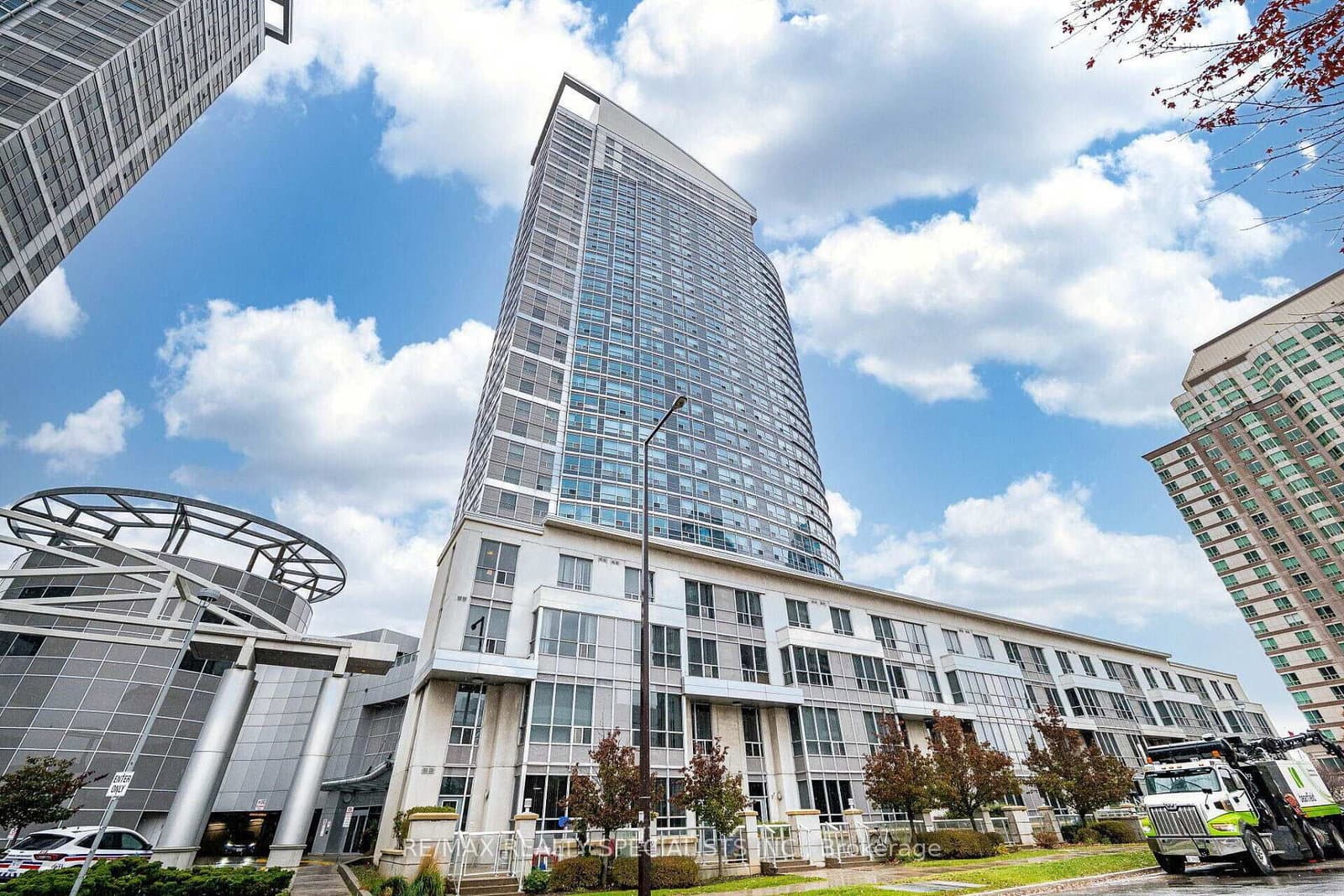 #2803 - 38 Lee Centre Drive
