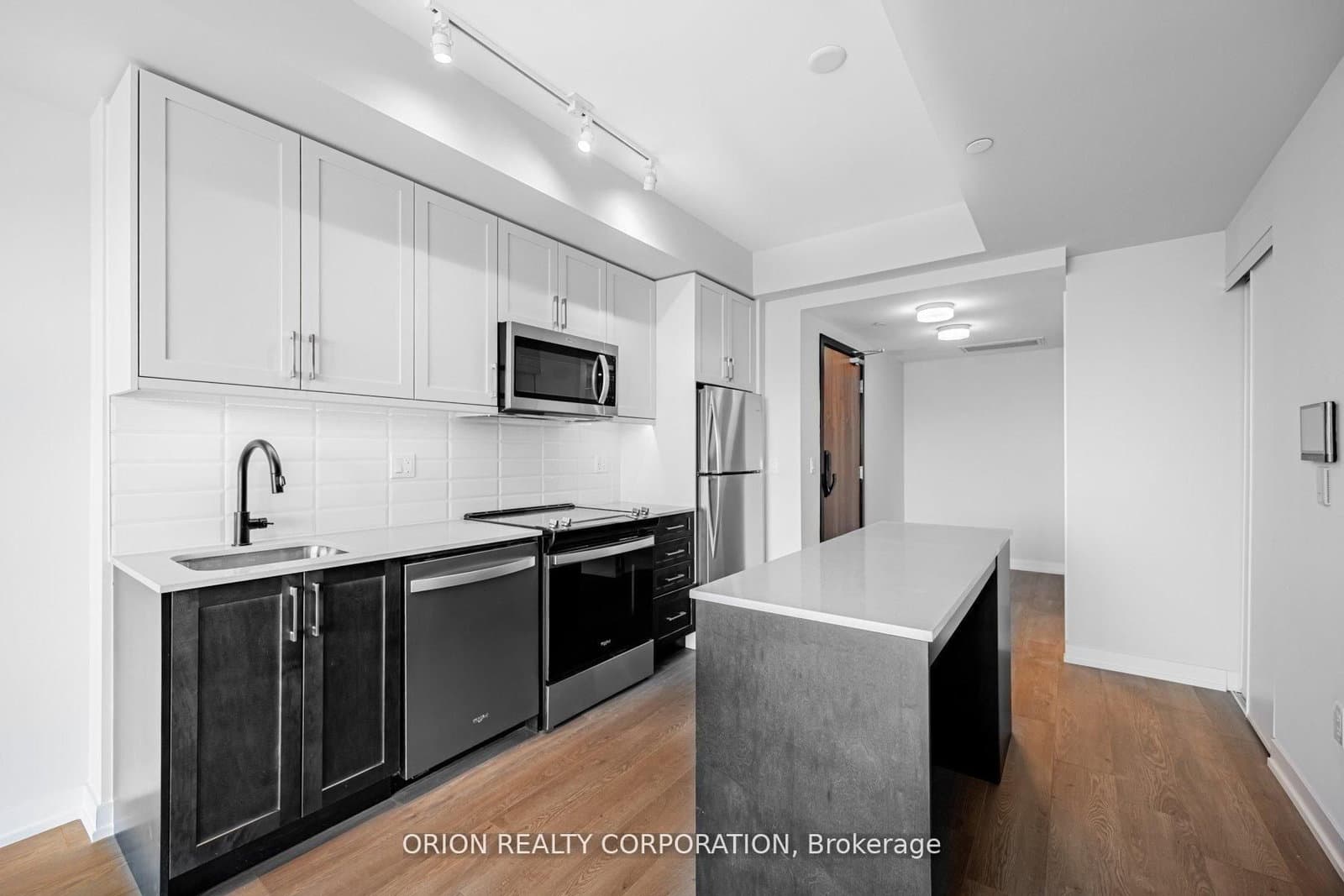 201 Brock Street S, Unit 221