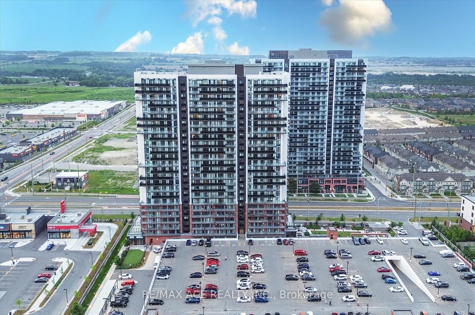 #809 - 2550 Simcoe Street N