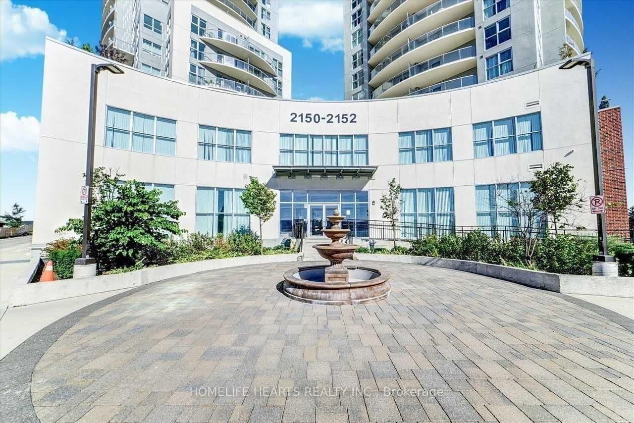 #206 - 2152 Lawrence Avenue E