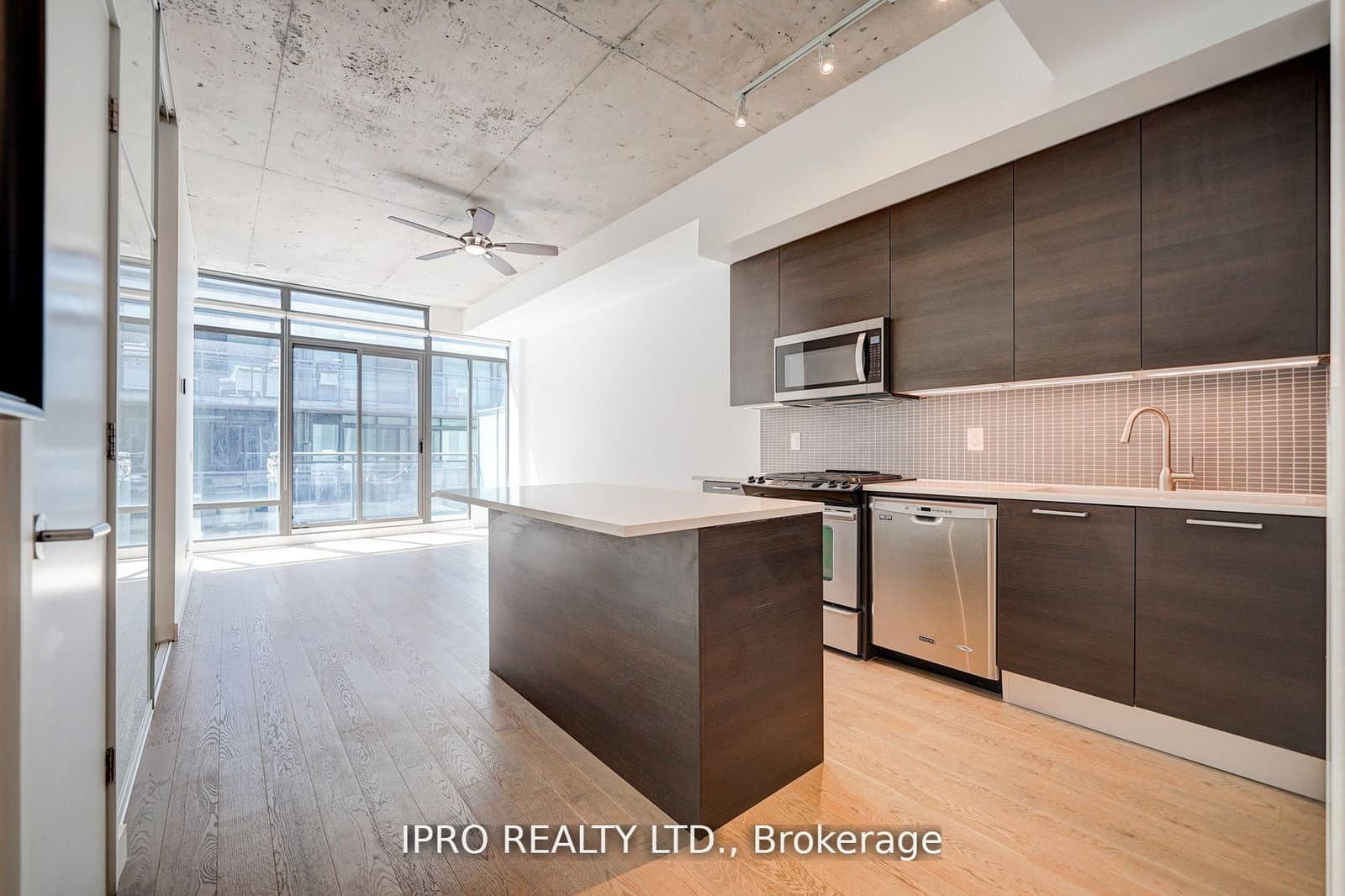 90 Broadview Avenue, Unit 718