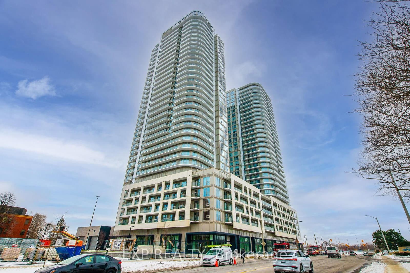 2033 Kennedy Road, Unit 2305