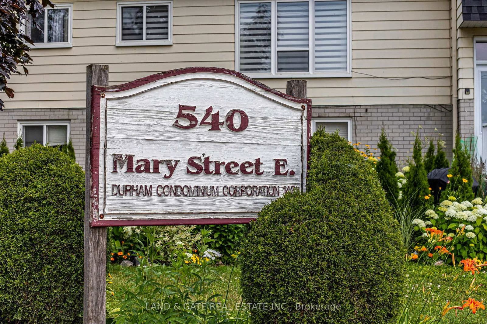 540 Mary Street E, Unit 2-1