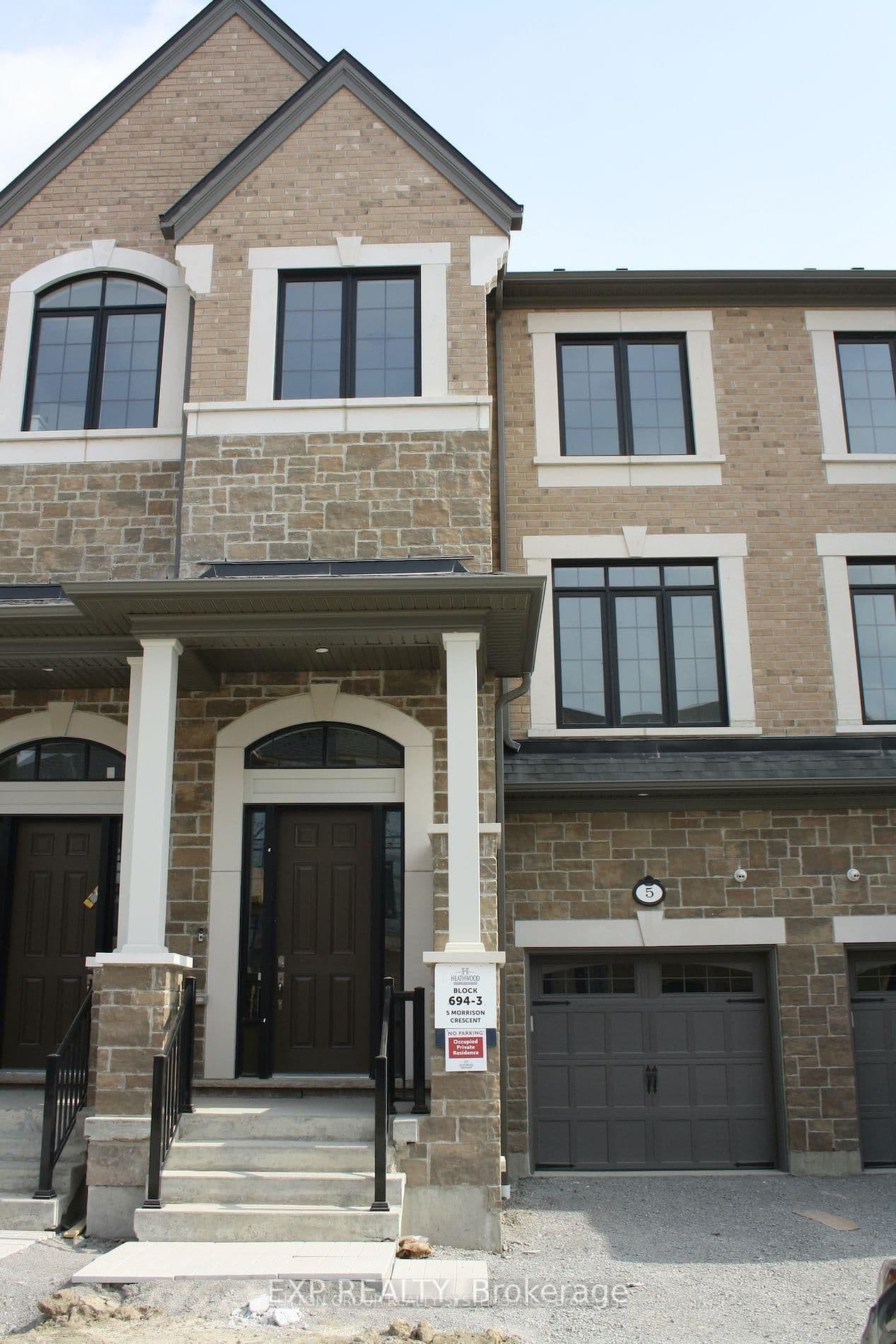 5 Morrison Crescent W