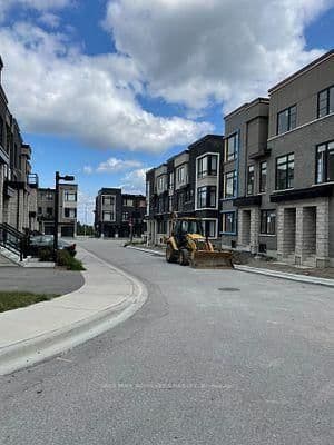 2608 Castlegate Crossing