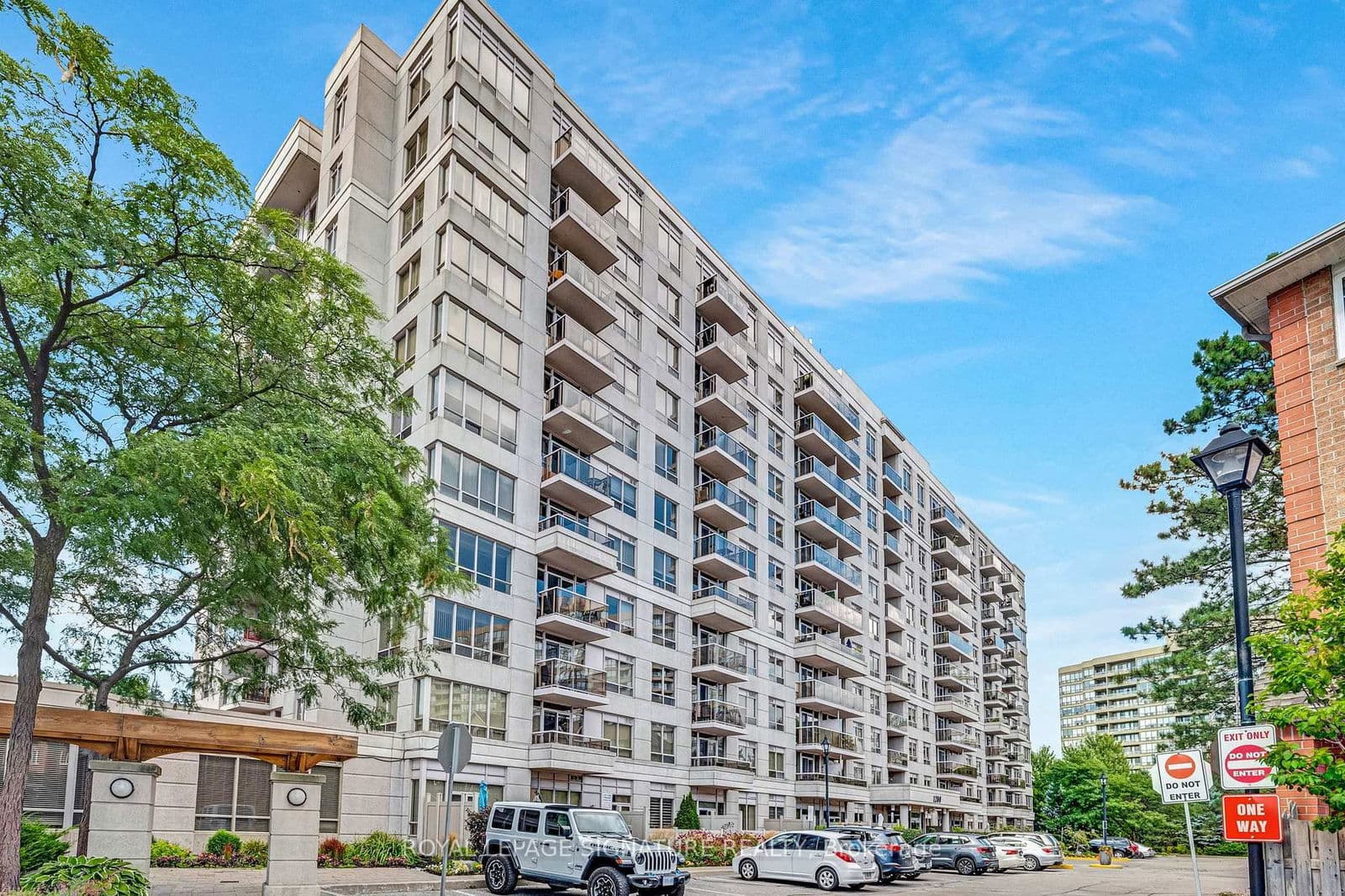 1200 The Esplanade Road N, Unit 905