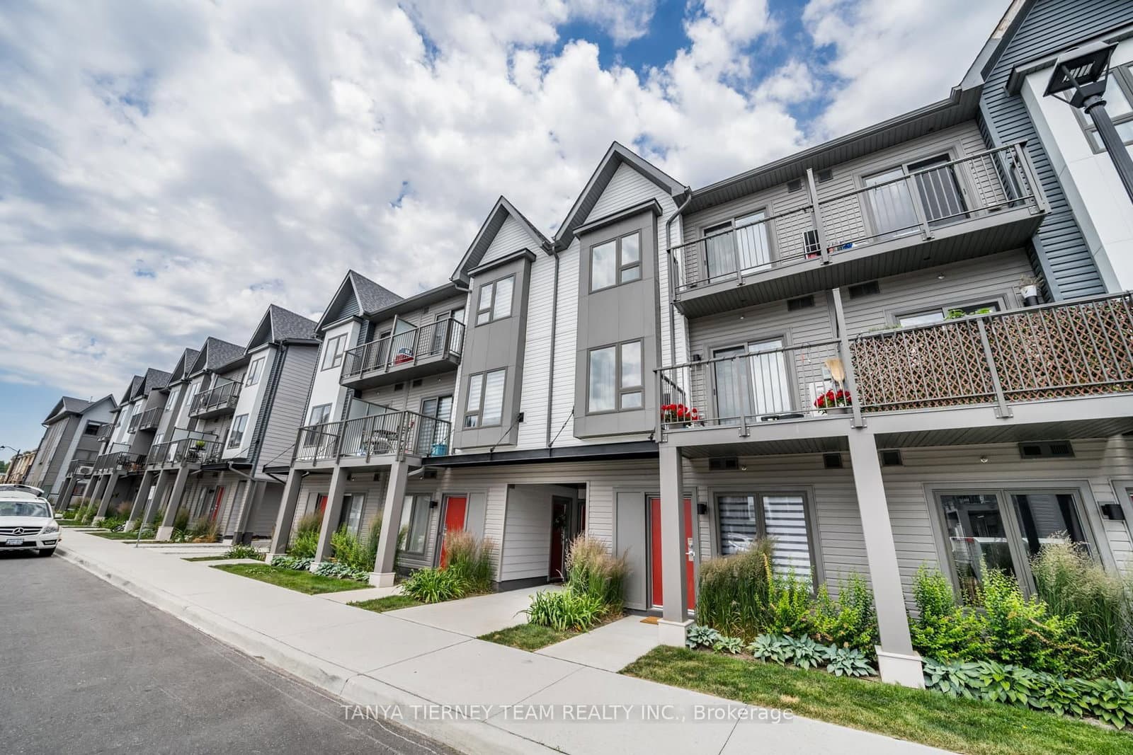 2635 William Jackson Drive, Unit 907