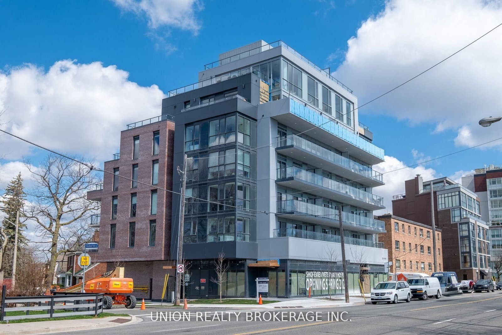 1316 Kingston Road, Unit 701