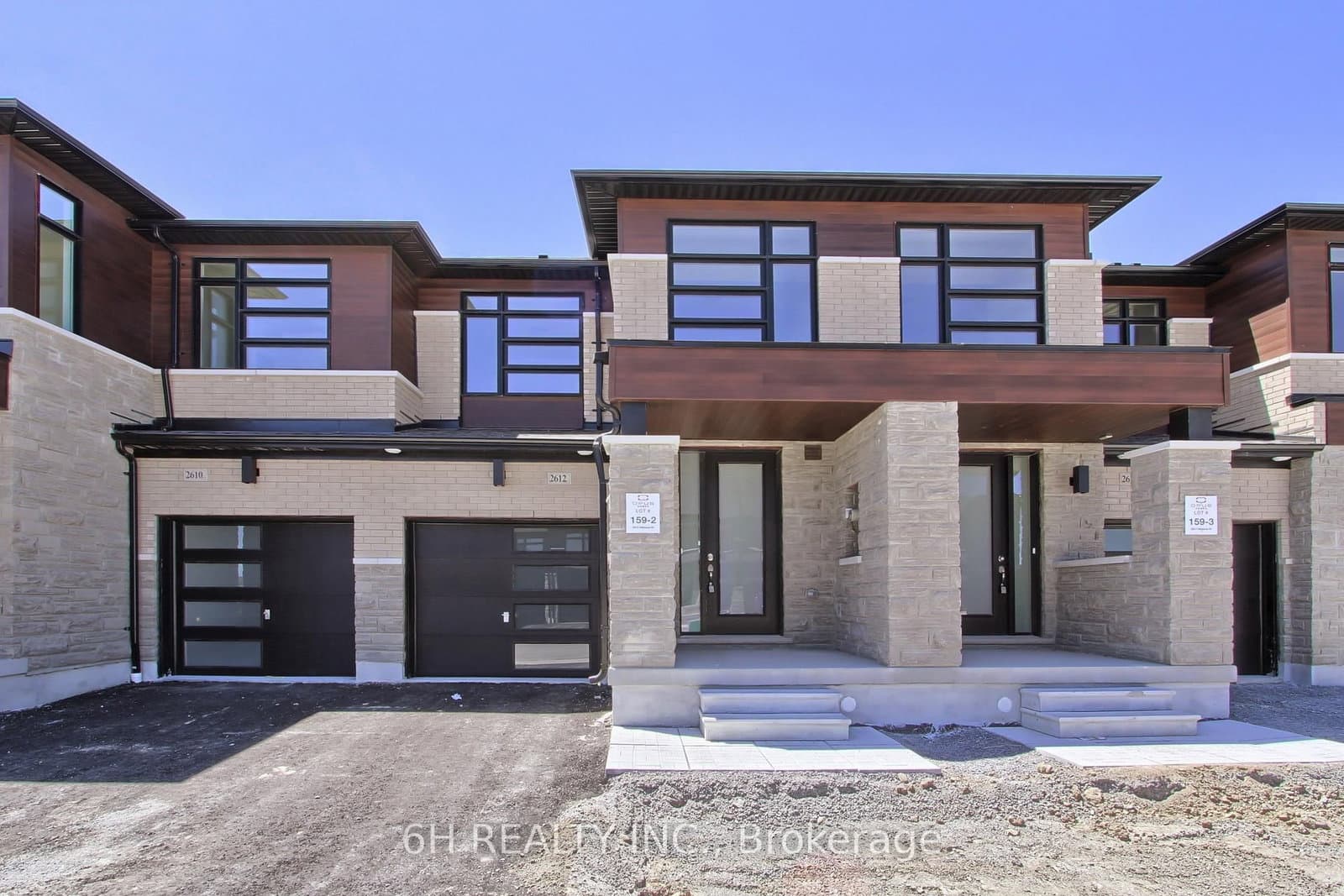 2612 Hibiscus Drive