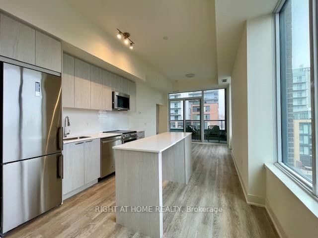185 Deerfield Road, Unit 404