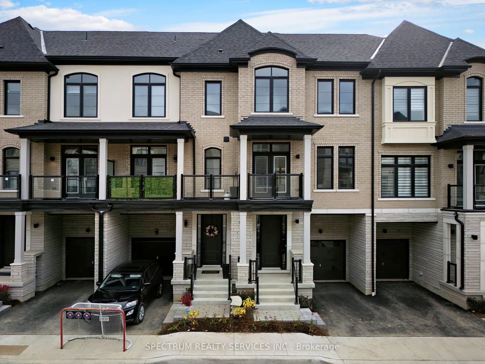 87 Archambault Way