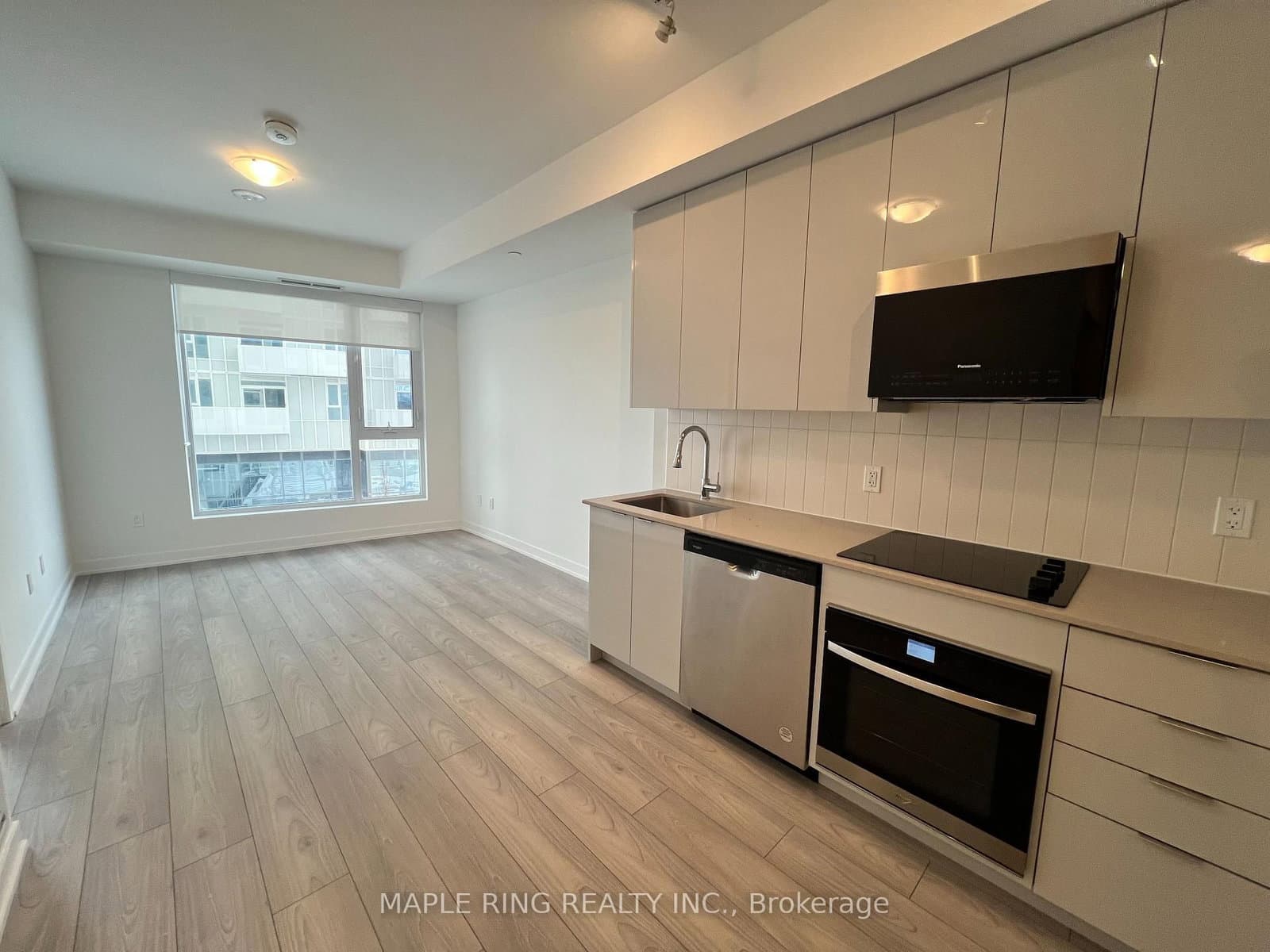 498 Caldari Road, Unit 721