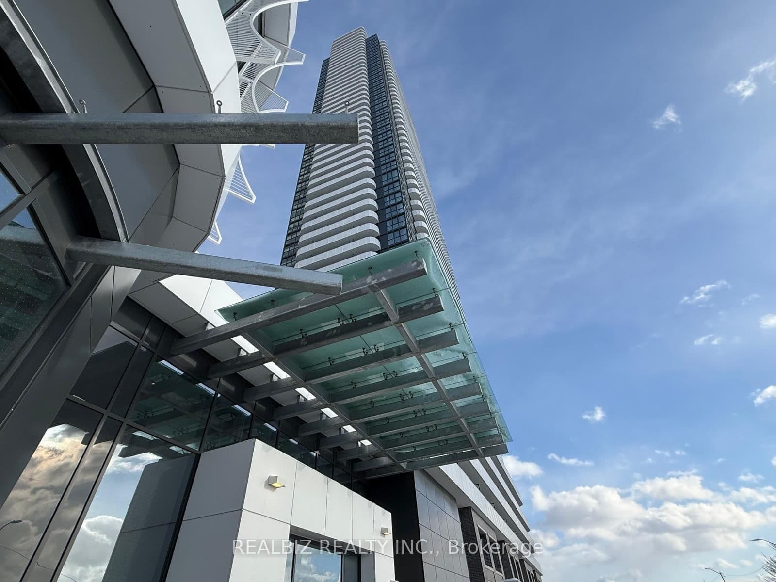 195 Commerce Street, Unit 2906