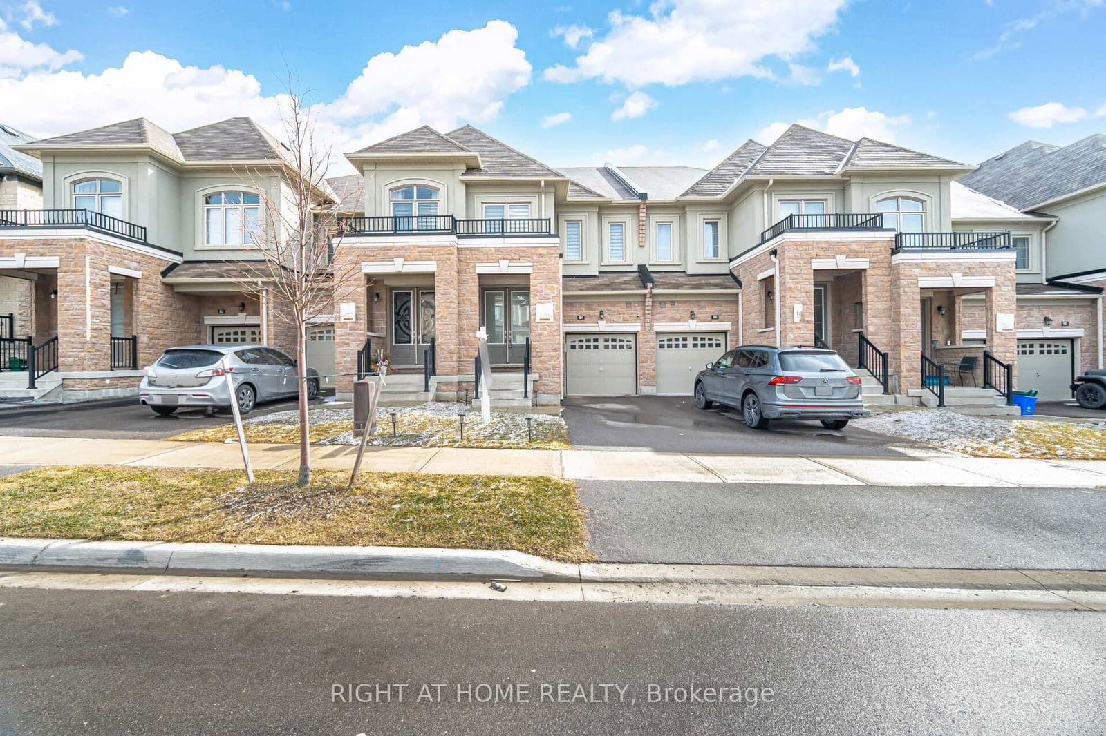 84 Prunella Crescent