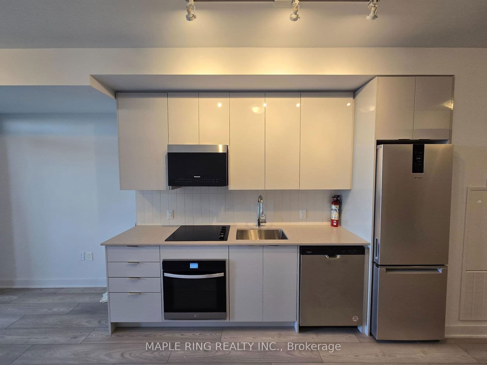 2920 Highway 7 Road, Unit 813