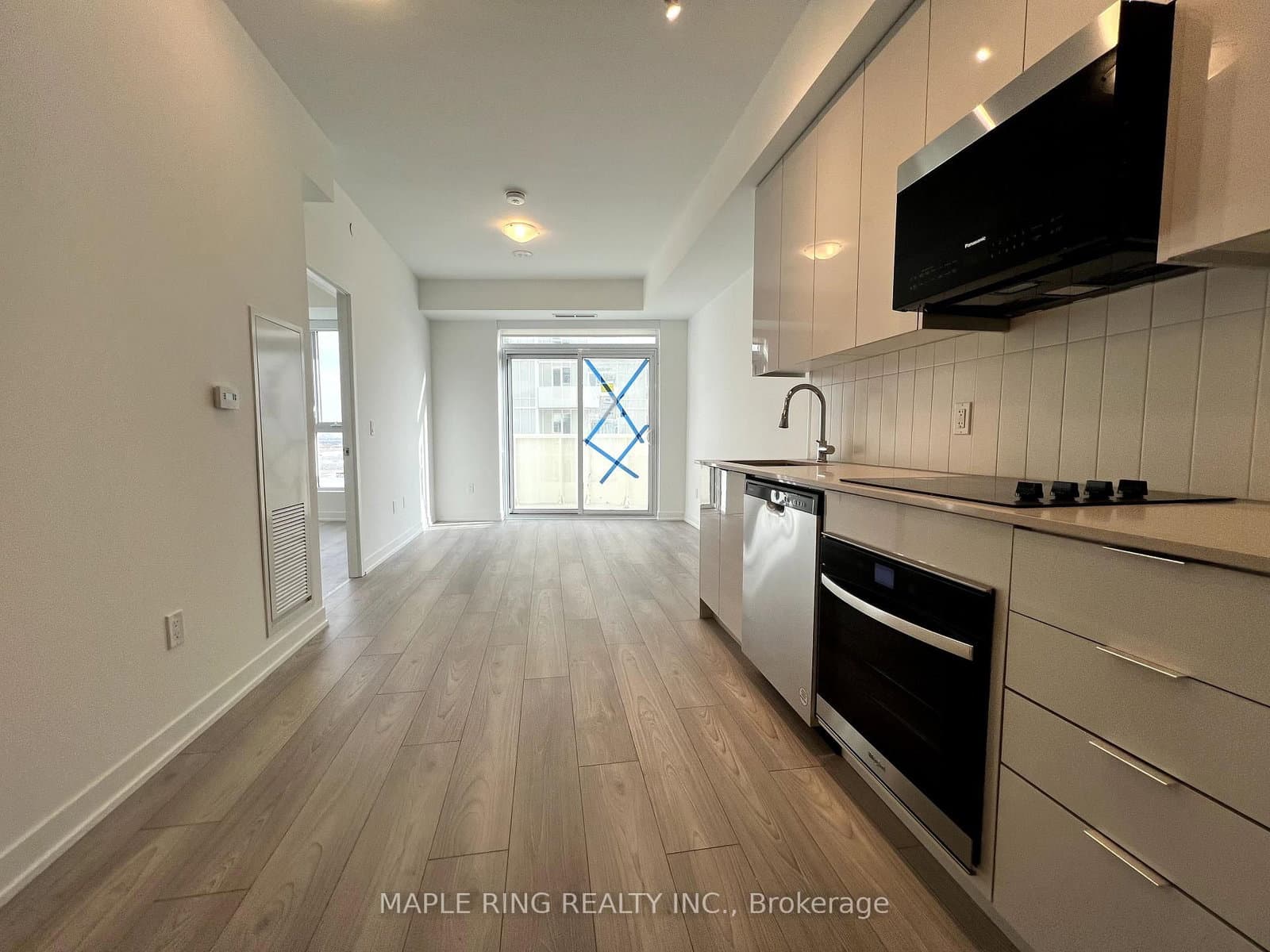 498 Caldari Road, Unit 1422