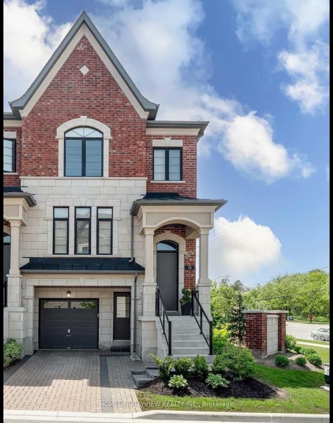 72 Duncombe Lane