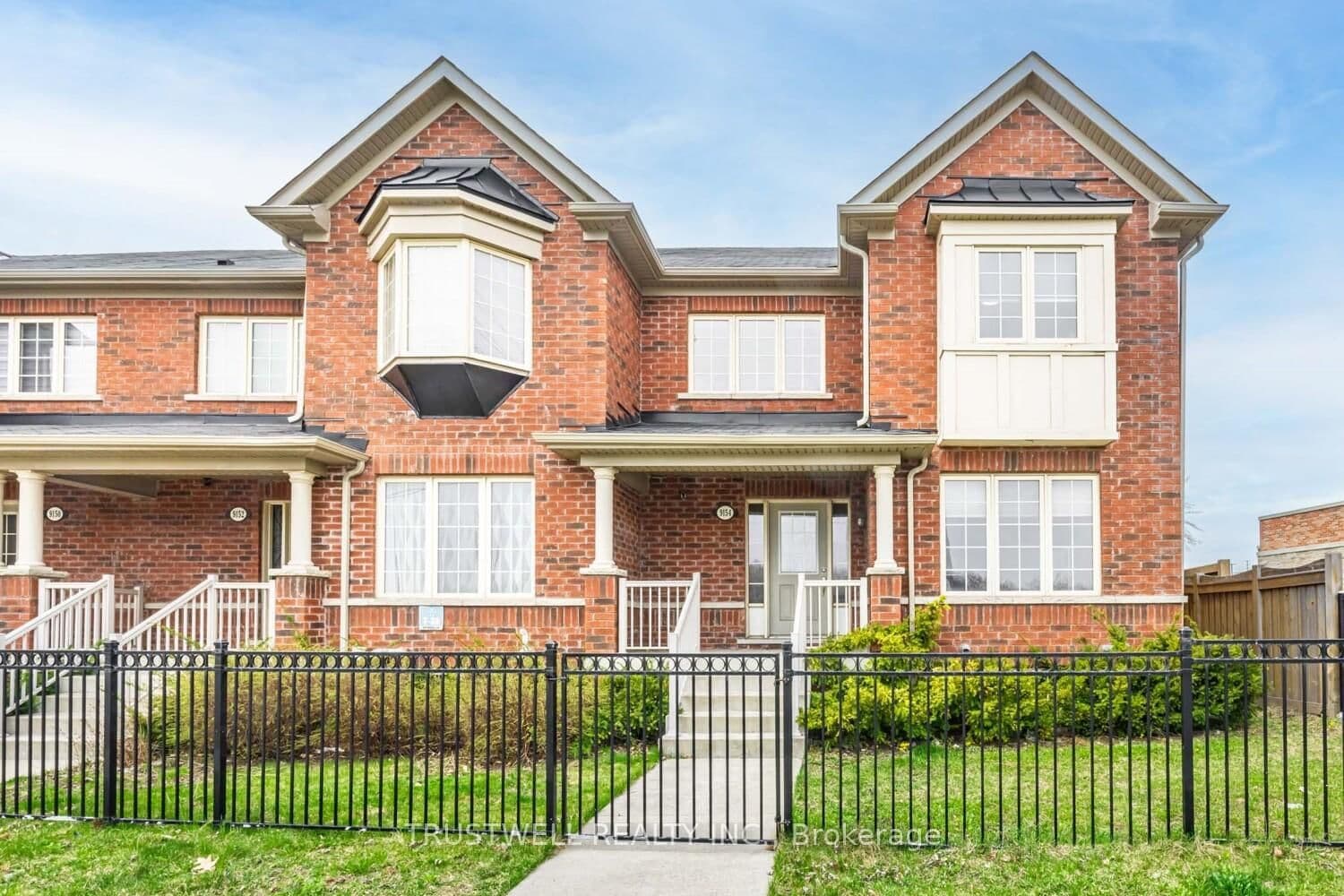 9154 Dufferin Street