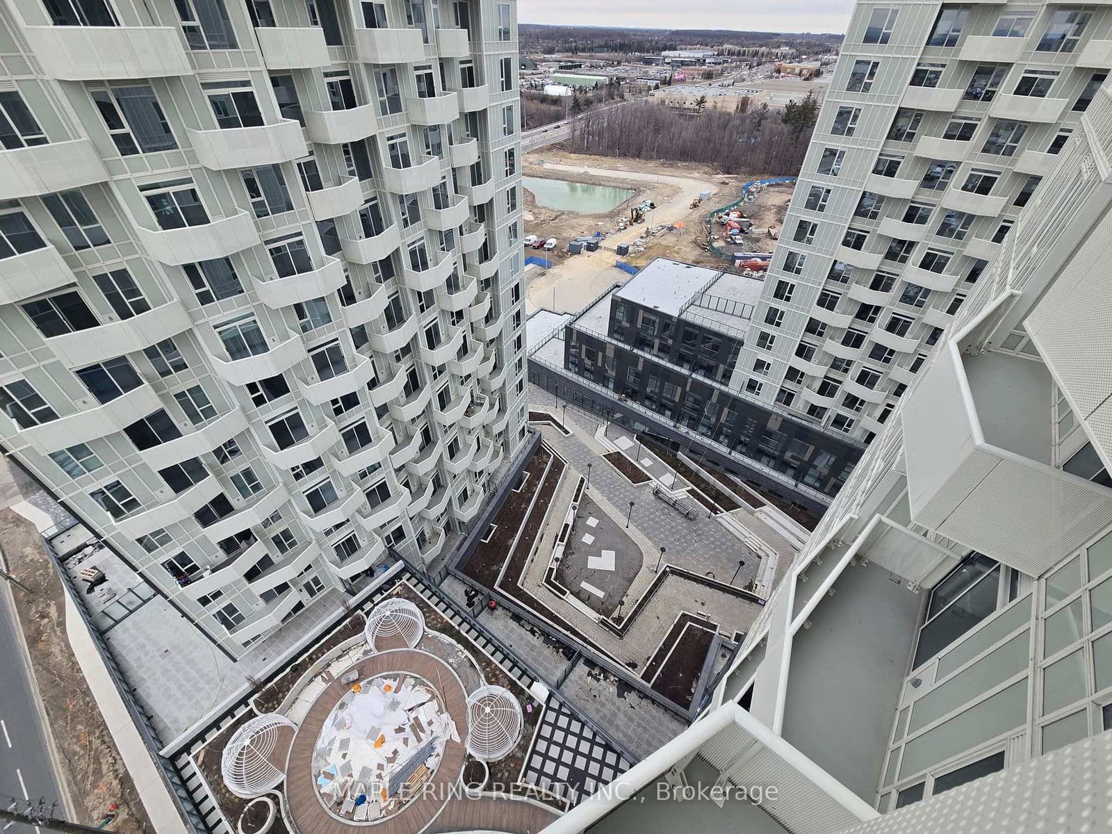 10 Abeja Street, Unit 1613