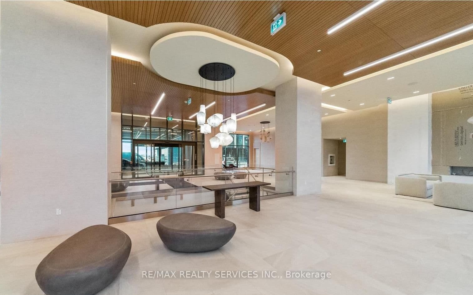 8960 Jane Street, Unit 2401