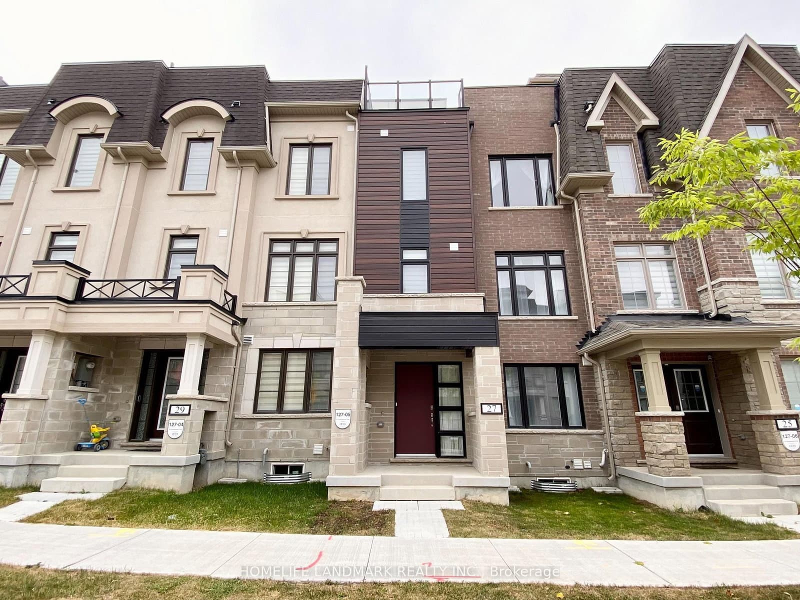 27 Guardhouse Crescent