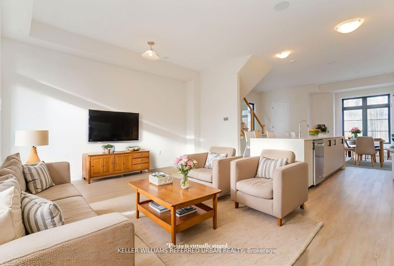 26 De La Roche Drive