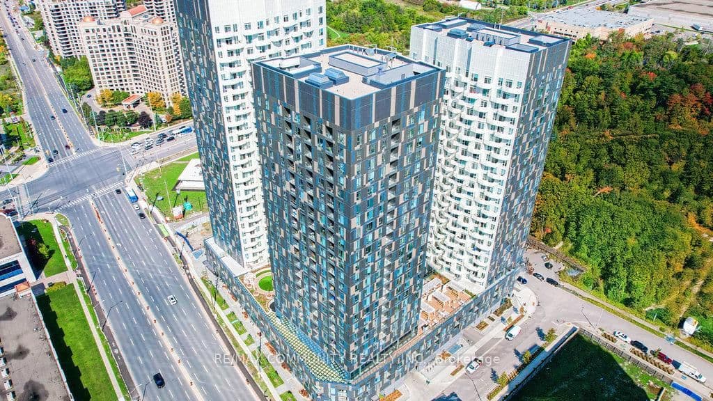 10 Abeja Street, Unit 2215