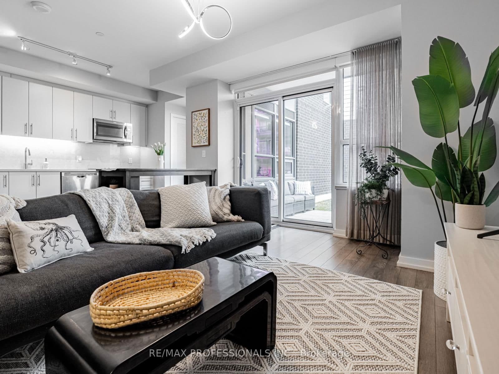 #A101 - 241 Sea Ray Avenue