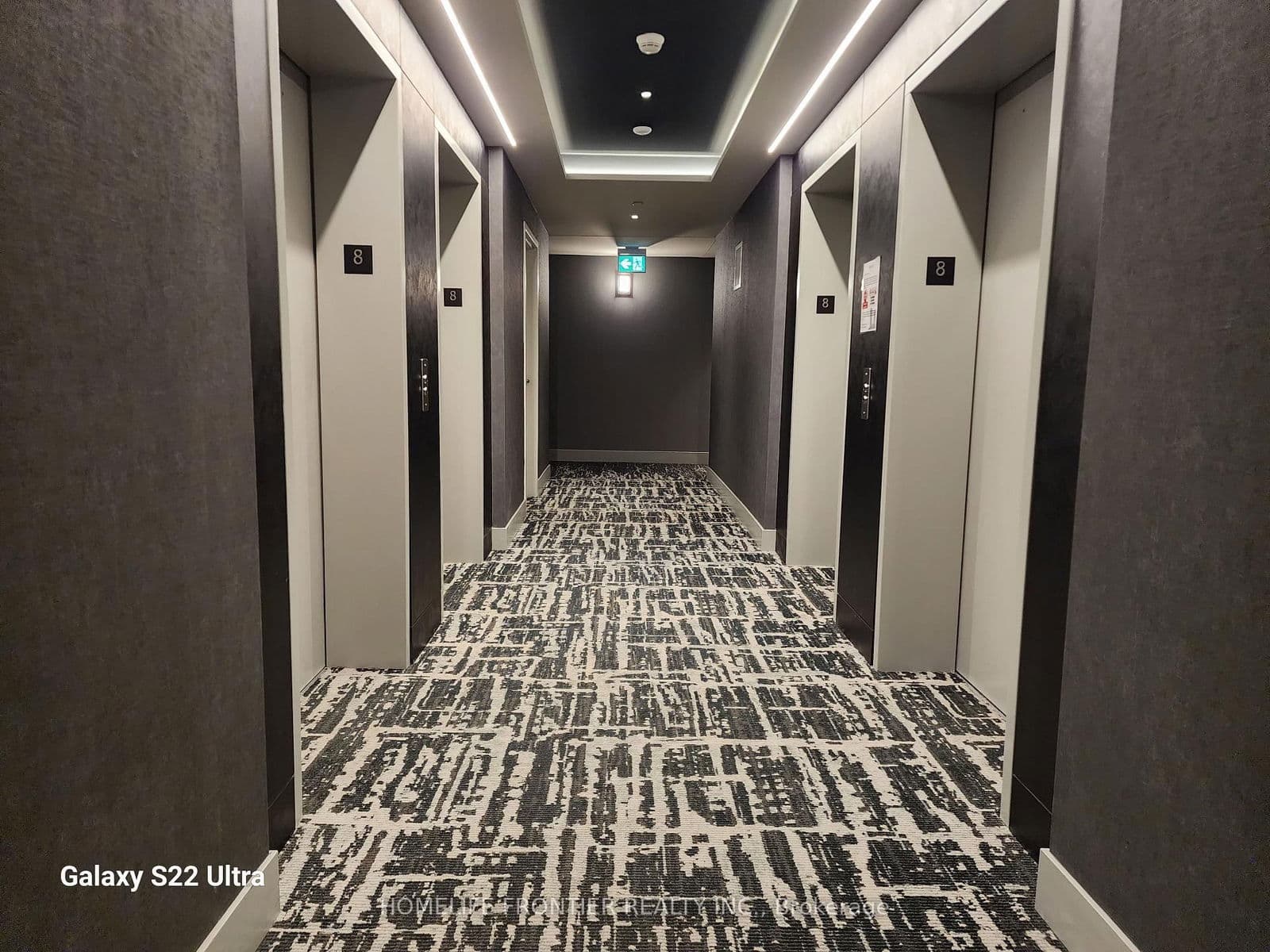 50 Upper Mall Way, Unit B802