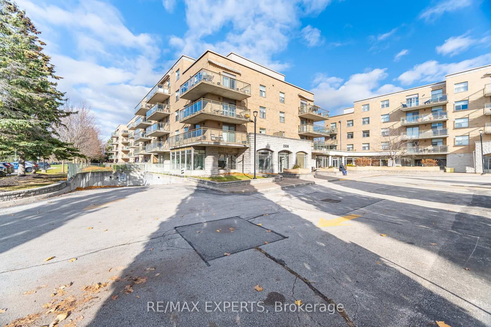 #414 - 2506 RUTHERFORD Road