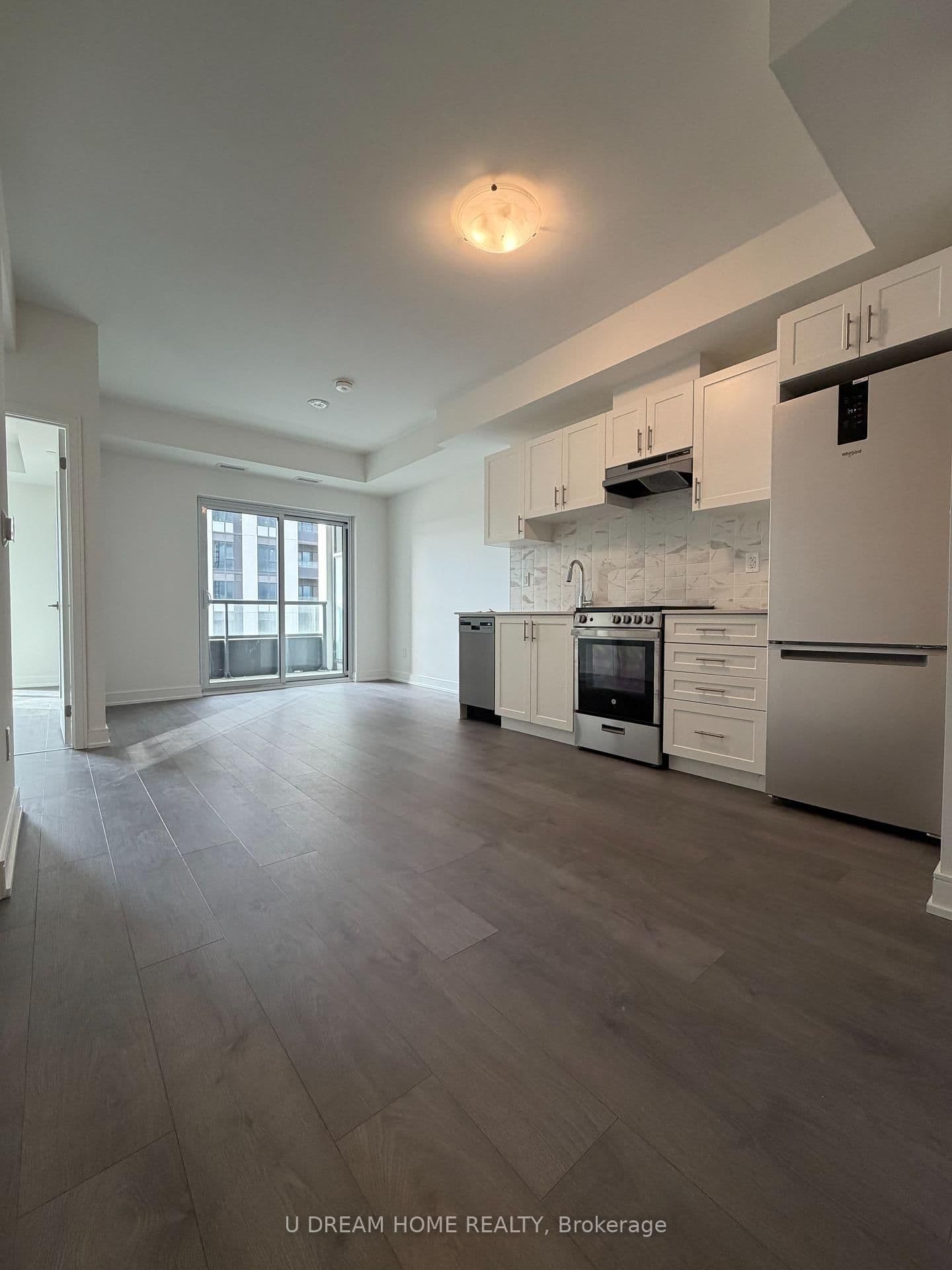 715 Davis Drive, Unit B809
