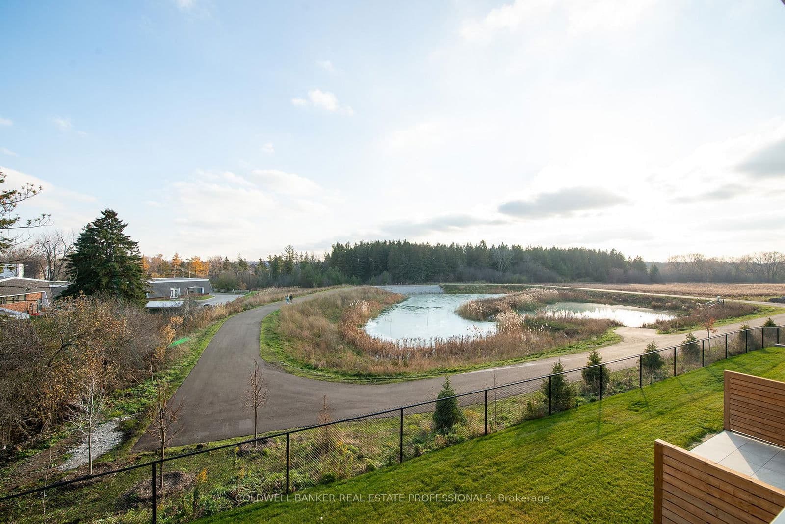 11 Walder Lane, Unit J-205