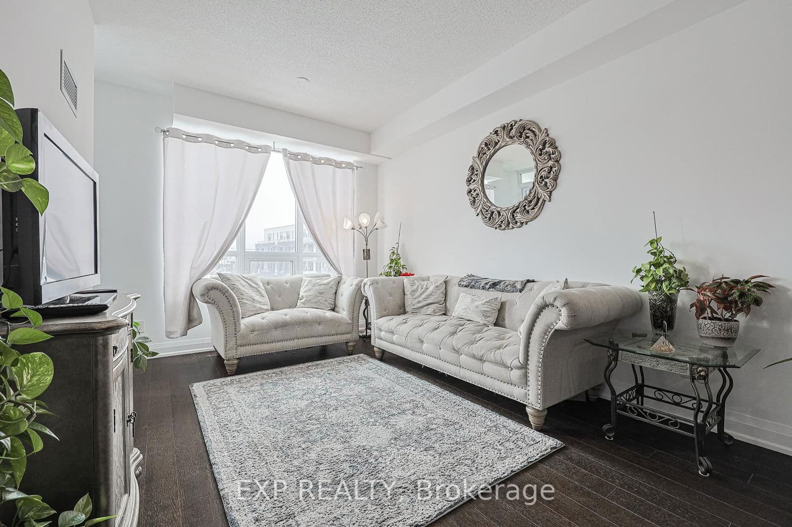 #302 - 9582 Markham Road