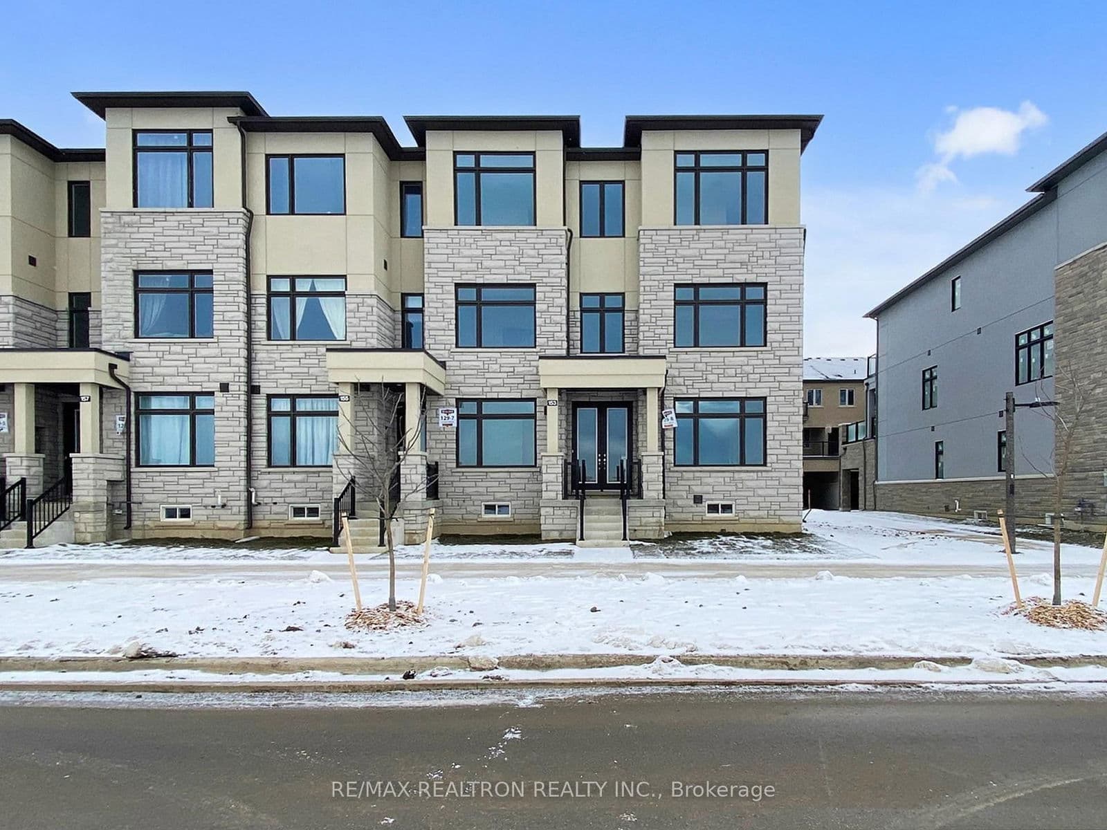 153 Berczy Green Drive