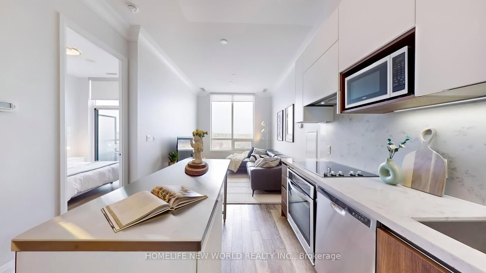 #PH15 - 25 Water Walk Drive