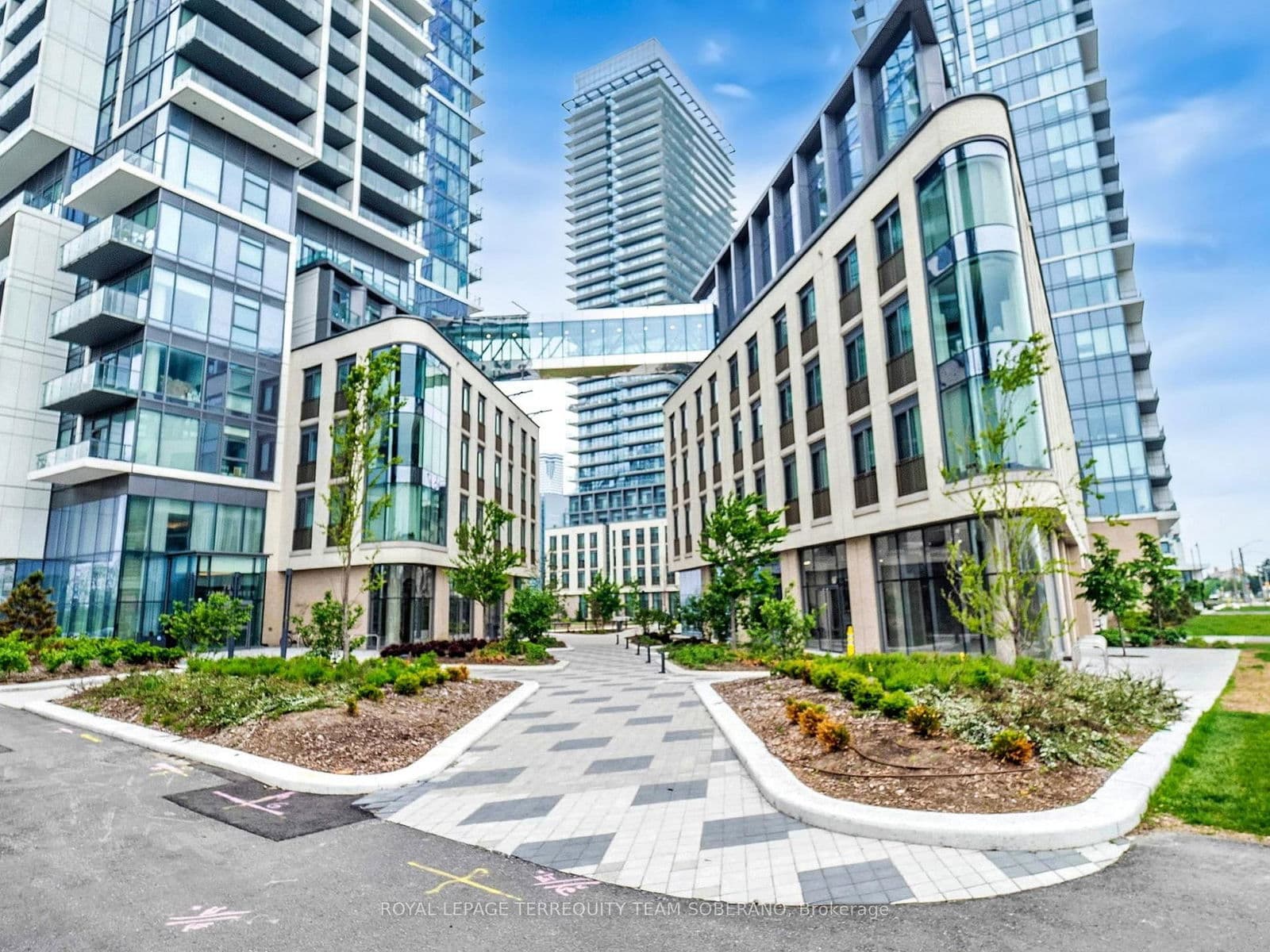 #4502 - 1000 Portage Parkway